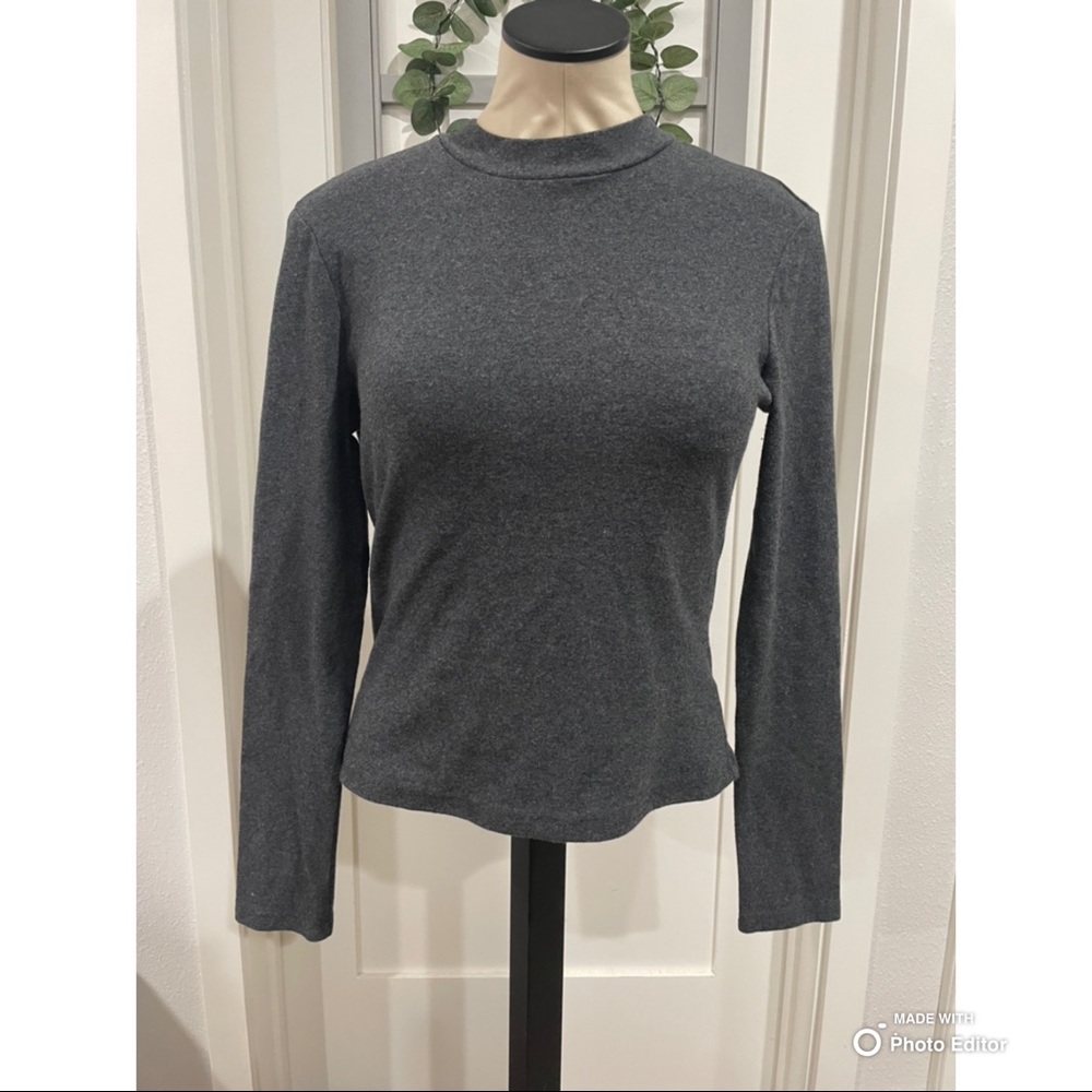 Cozy crewneck sweatshirt.